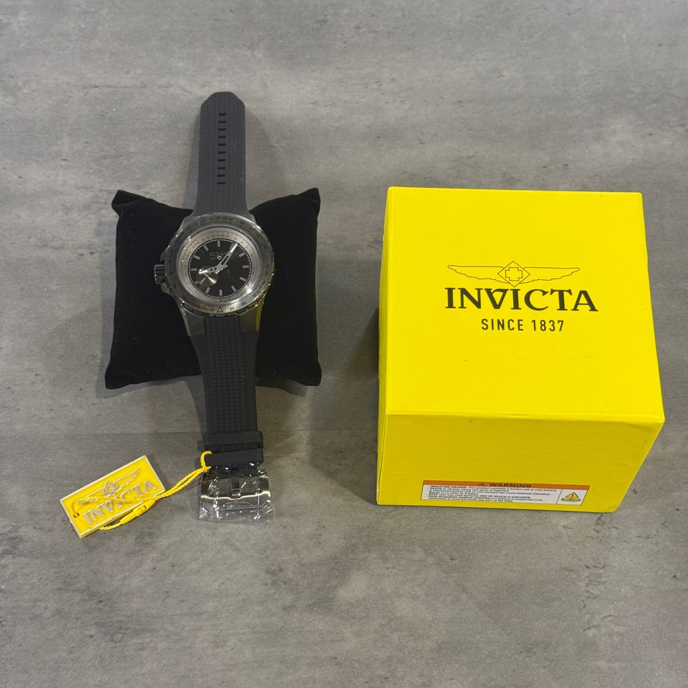 Invicta Aviator Watch Mens OS 49728 Specialty Gunmetal Black Silicone Slide Rule